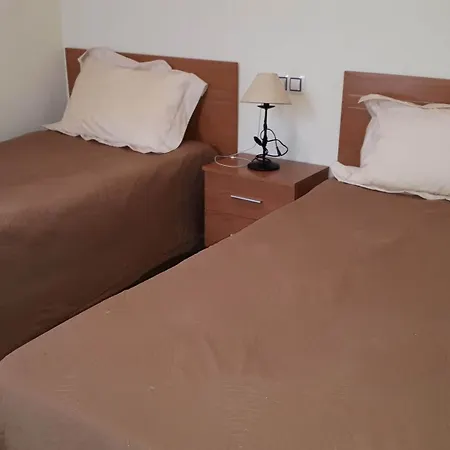 Apartment With 2 Bedrooms In - 100 M From The Fuengirola